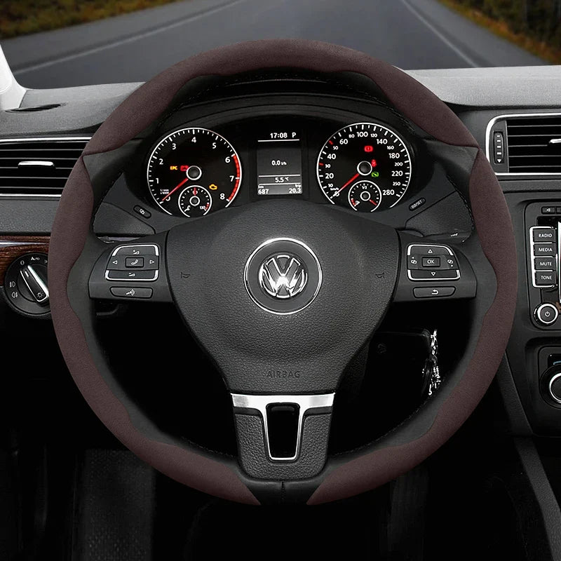 Capa de Volante Camurça Antiderrapante para Volkswagen – Grip Esportivo Segmentado Premium