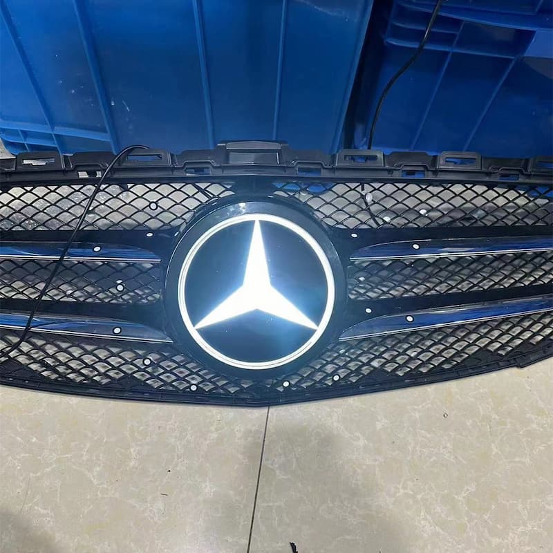 LED dinâmico Mercedes Benz