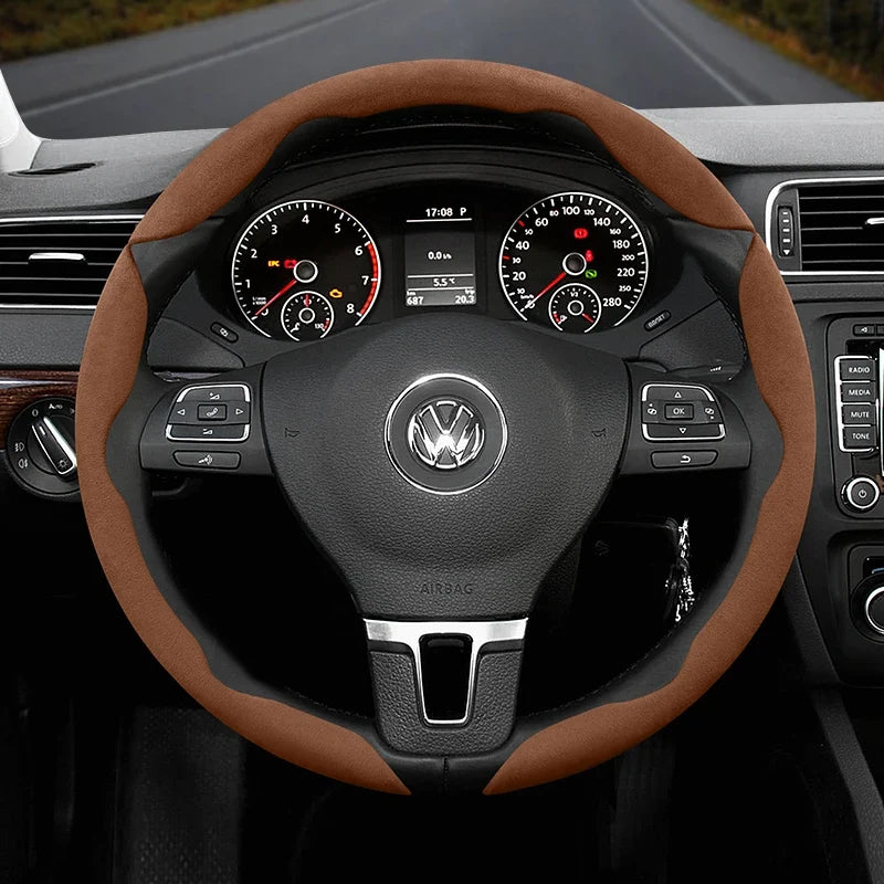 Capa de Volante Camurça Antiderrapante para Volkswagen – Grip Esportivo Segmentado Premium