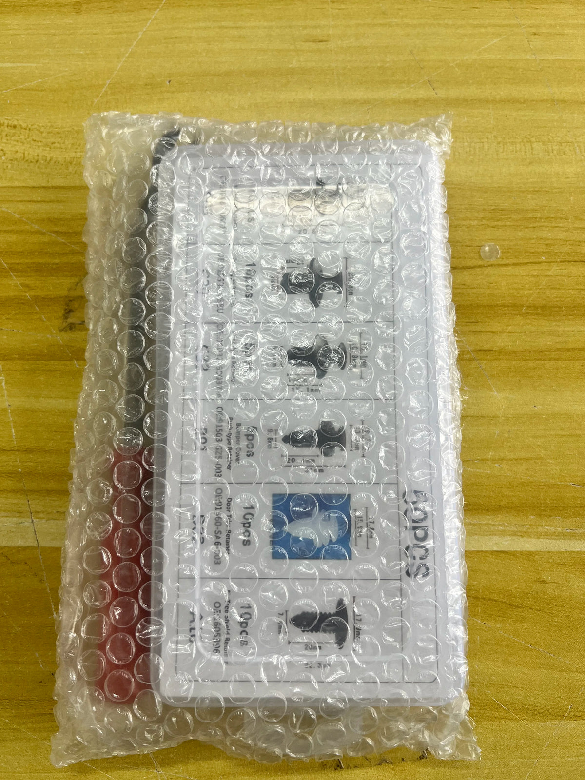 Universal Automotive Fastener Clip Kit for Panel Fixation 50 to 100 Pieces